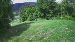 Prostřední část sjezdovky a snowpark