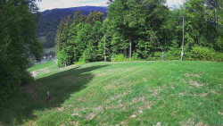 Prostřední část sjezdovky a snowpark