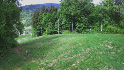 Prostřední část sjezdovky a snowpark