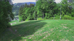 Prostřední část sjezdovky a snowpark