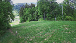 Prostřední část sjezdovky a snowpark
