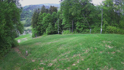 Prostřední část sjezdovky a snowpark