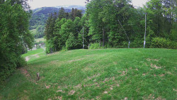 Prostřední část sjezdovky a snowpark