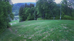 Prostřední část sjezdovky a snowpark