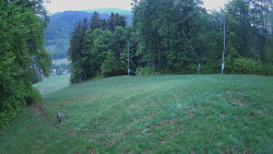 Prostřední část sjezdovky a snowpark