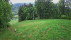 Prostřední část sjezdovky a snowpark