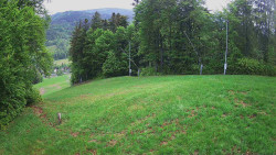 Prostřední část sjezdovky a snowpark