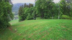 Prostřední část sjezdovky a snowpark
