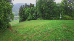 Prostřední část sjezdovky a snowpark