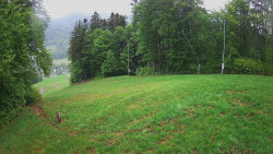 Prostřední část sjezdovky a snowpark