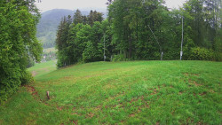 Prostřední část sjezdovky a snowpark
