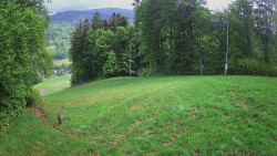 Prostřední část sjezdovky a snowpark