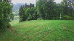 Prostřední část sjezdovky a snowpark