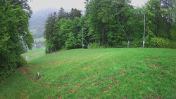 Prostřední část sjezdovky a snowpark