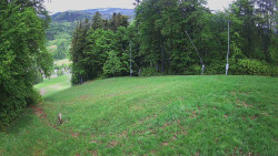 Prostřední část sjezdovky a snowpark