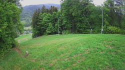 Prostřední část sjezdovky a snowpark
