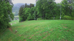 Prostřední část sjezdovky a snowpark
