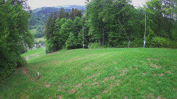 Prostřední část sjezdovky a snowpark