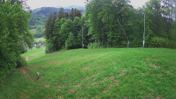 Prostřední část sjezdovky a snowpark