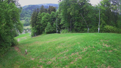 Prostřední část sjezdovky a snowpark