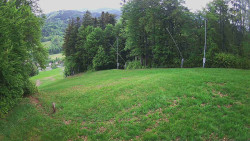 Prostřední část sjezdovky a snowpark
