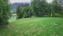 Prostřední část sjezdovky a snowpark