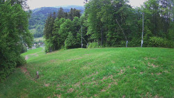 Prostřední část sjezdovky a snowpark