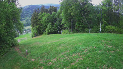 Prostřední část sjezdovky a snowpark