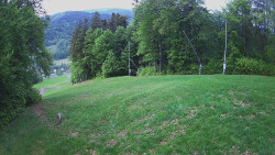 Prostřední část sjezdovky a snowpark