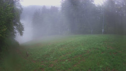 Prostřední část sjezdovky a snowpark