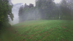 Prostřední část sjezdovky a snowpark