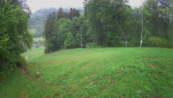 Prostřední část sjezdovky a snowpark