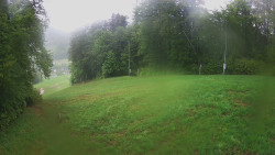 Prostřední část sjezdovky a snowpark