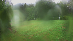 Prostřední část sjezdovky a snowpark