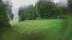 Prostřední část sjezdovky a snowpark