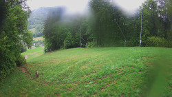 Prostřední část sjezdovky a snowpark