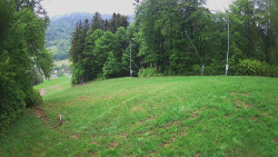 Prostřední část sjezdovky a snowpark