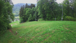 Prostřední část sjezdovky a snowpark