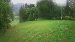 Prostřední část sjezdovky a snowpark