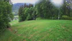 Prostřední část sjezdovky a snowpark