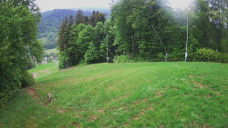 Prostřední část sjezdovky a snowpark