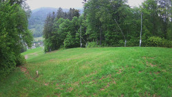 Prostřední část sjezdovky a snowpark