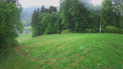 Prostřední část sjezdovky a snowpark