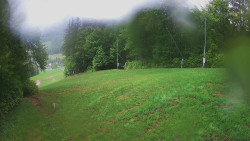 Prostřední část sjezdovky a snowpark