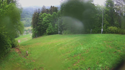 Prostřední část sjezdovky a snowpark