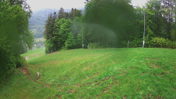 Prostřední část sjezdovky a snowpark