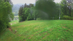 Prostřední část sjezdovky a snowpark