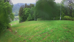 Prostřední část sjezdovky a snowpark