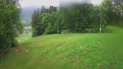 Prostřední část sjezdovky a snowpark