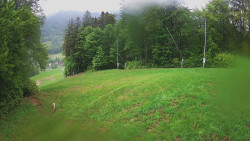 Prostřední část sjezdovky a snowpark